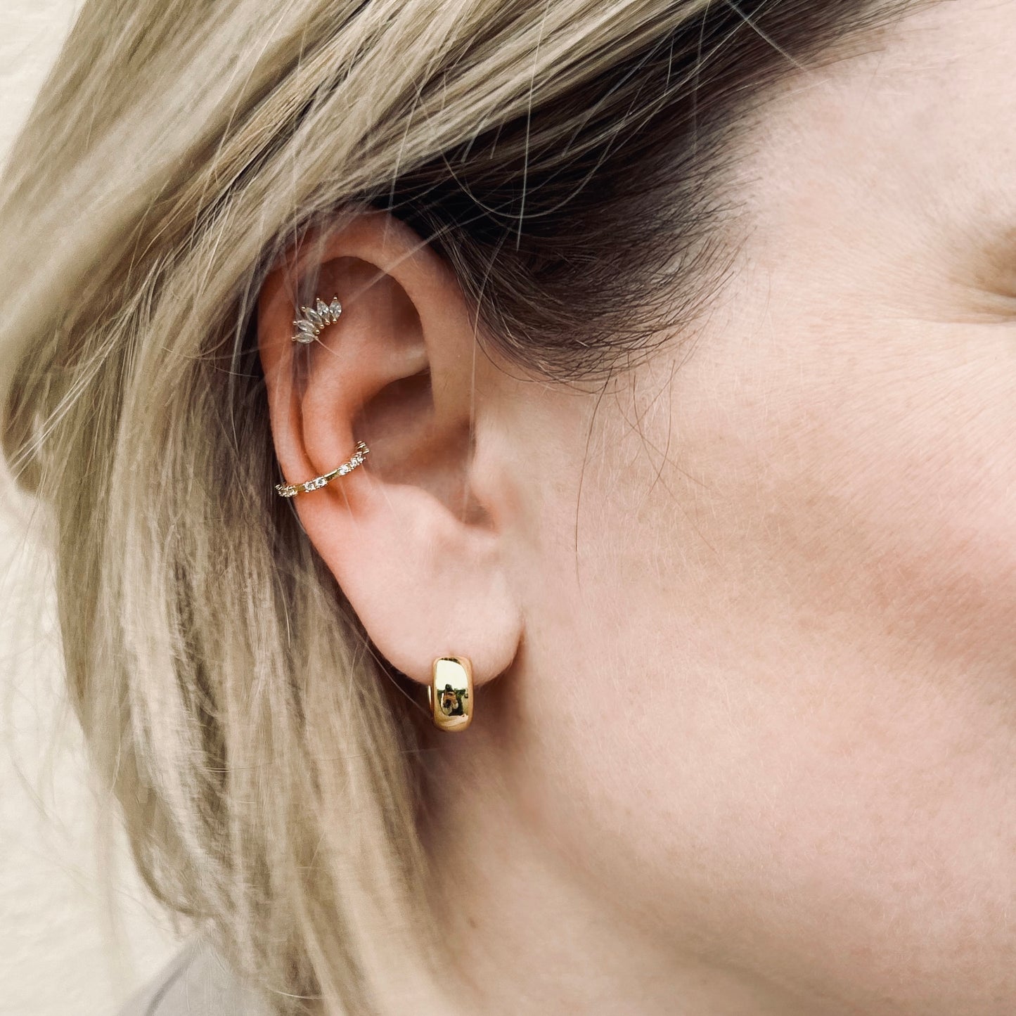 Alondra Ear Piercing